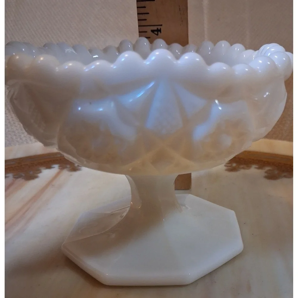 N/A vintage milk